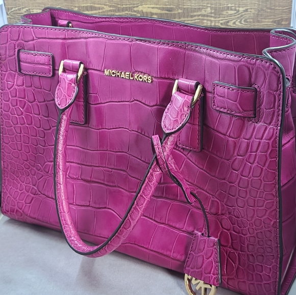 Michael Kors Pink Tote - Picture 1 of 6